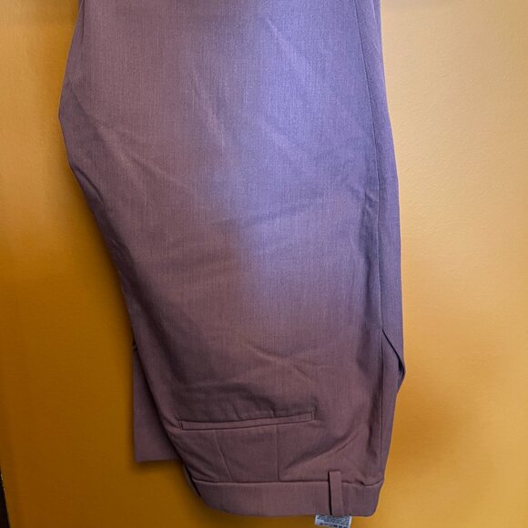 Rose Uniqlo Smart Ankle Dress Pants (Size Large, Tall) - Picture 3 of 4